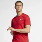 Футболка Nike NSW Club Tee
