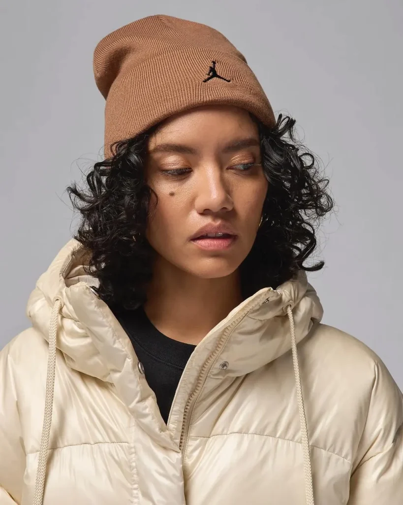 Шапка Nike Air Jordan Peak Essential