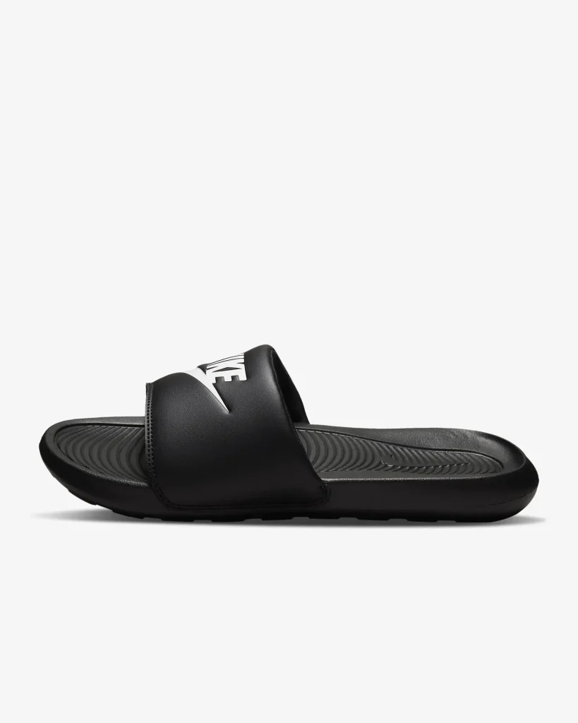 Тапочки Nike Victori One Slide