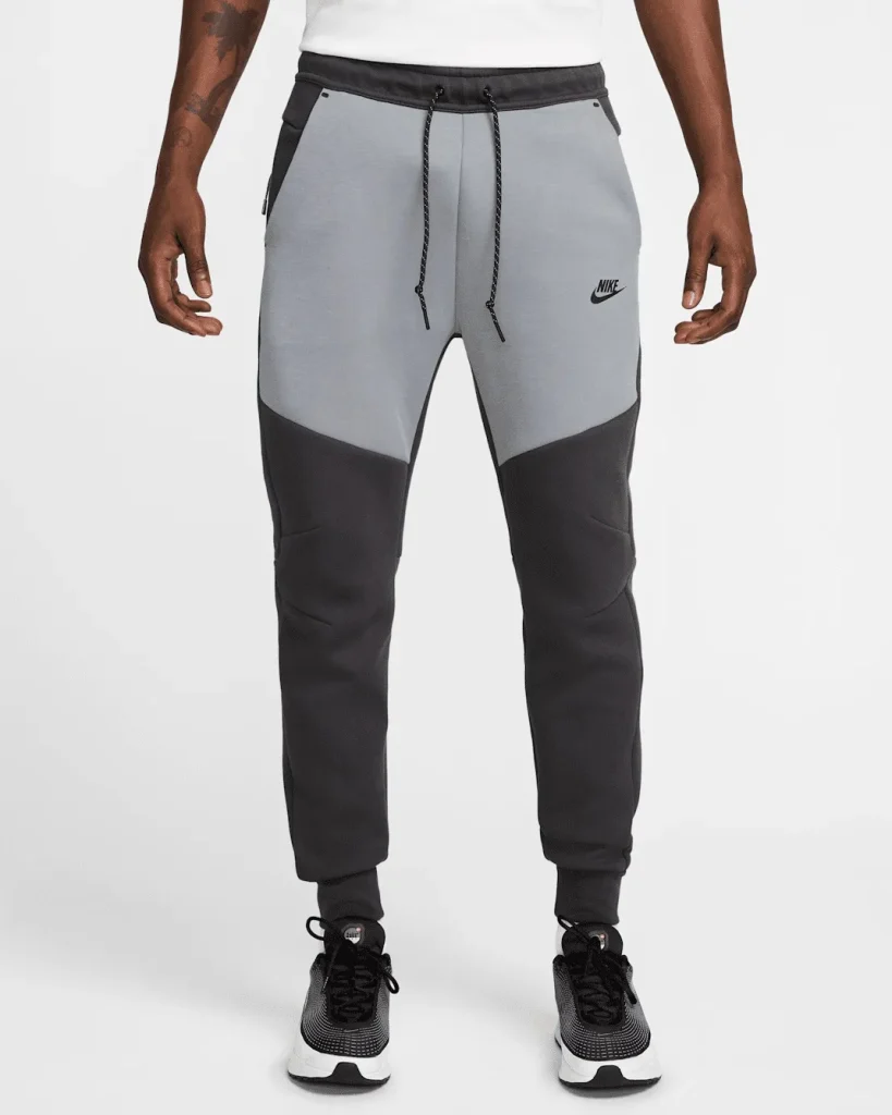 Спортивні штани Nike Sportswear Tech Fleece